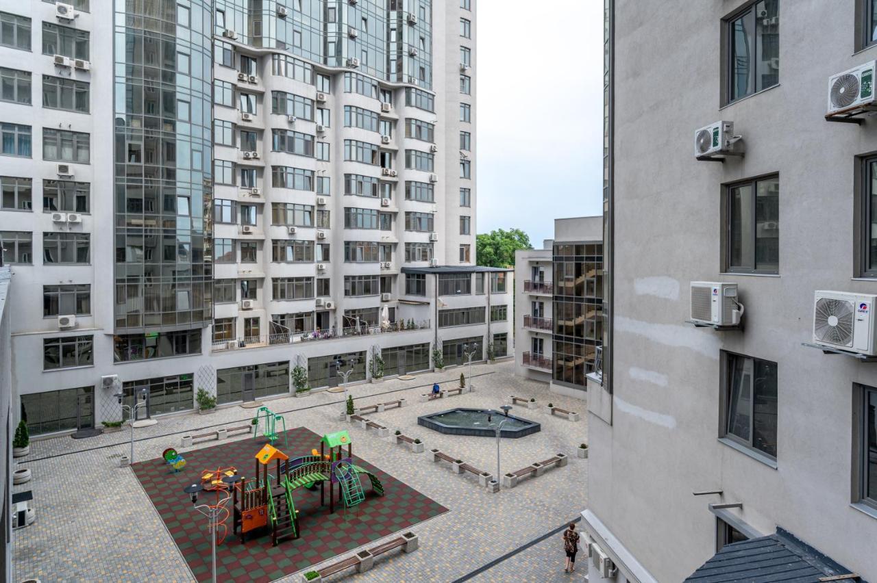 Gagarin Plaza 63 Apartment Odessa Ngoại thất bức ảnh